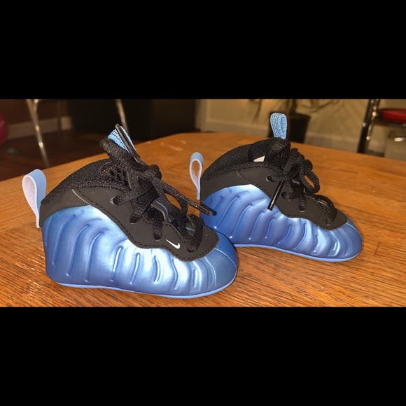 infant soft bottom nikes